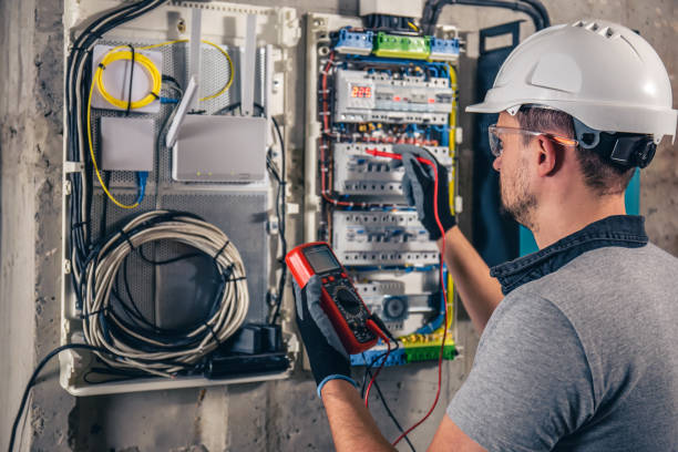 Best Local Electrician Companies  in Ladson, SC